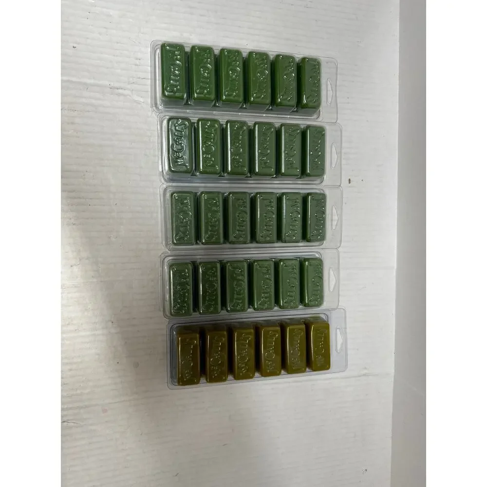 McCall's Candles Candle Bars 5.5 oz. - Cabin Scents, Christmas‎ Tree Lot of 5